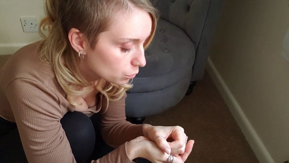 Lexi Snow – Giantess Proves Control